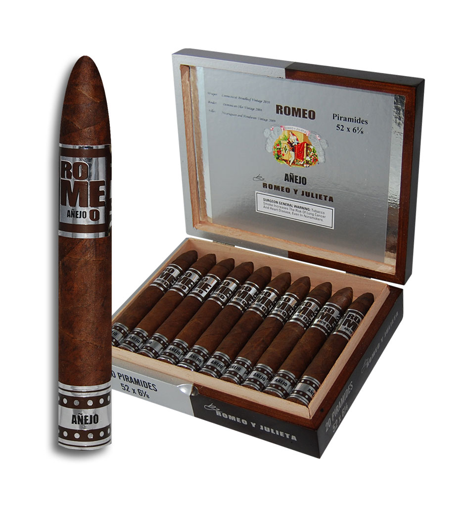 RyJ-ROMEO-Anejo-Piramides Romeo y Julieta Anejo Piramides